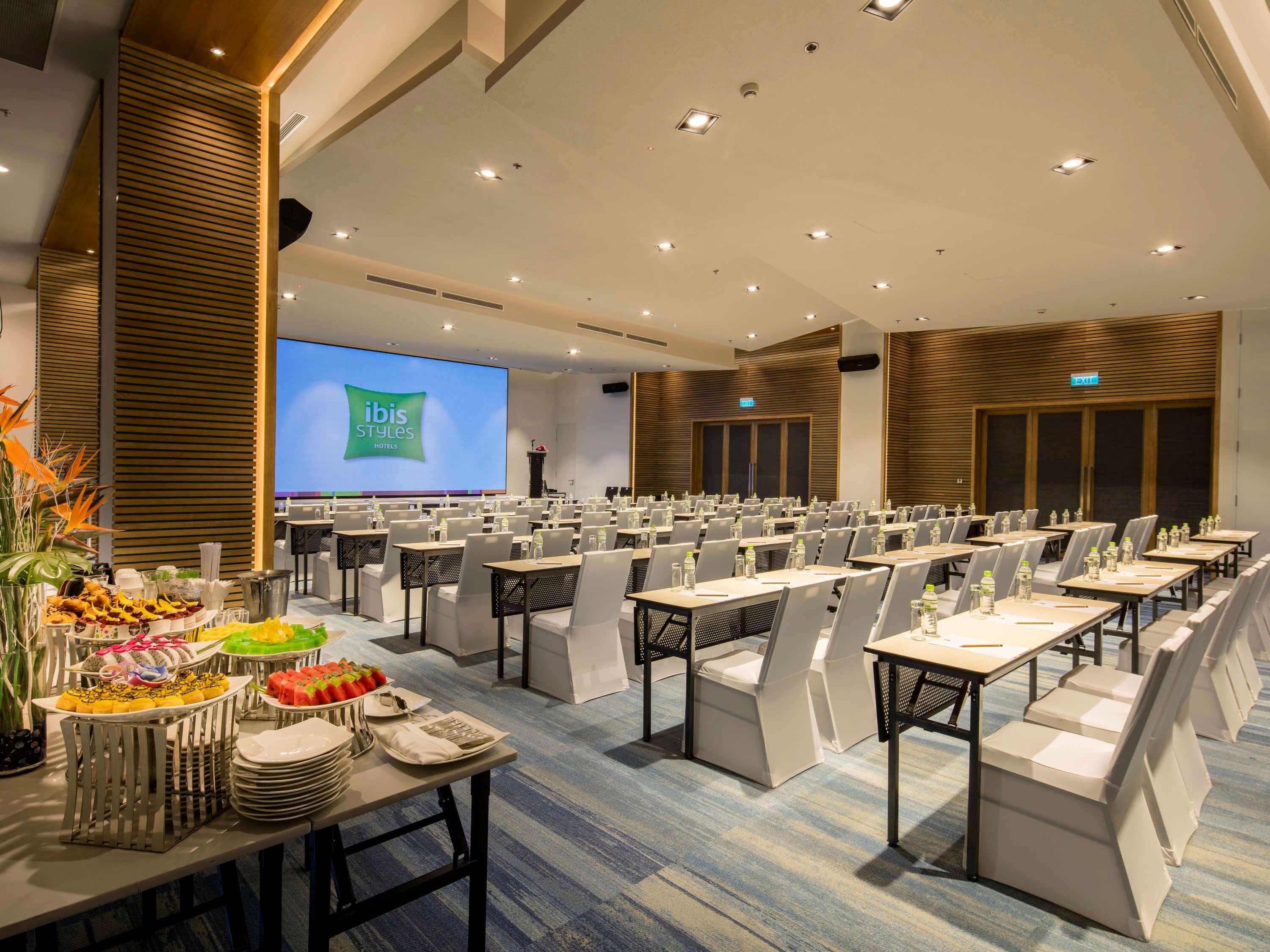 Ibis Styles Nha Trang Hotel Екстериор снимка
