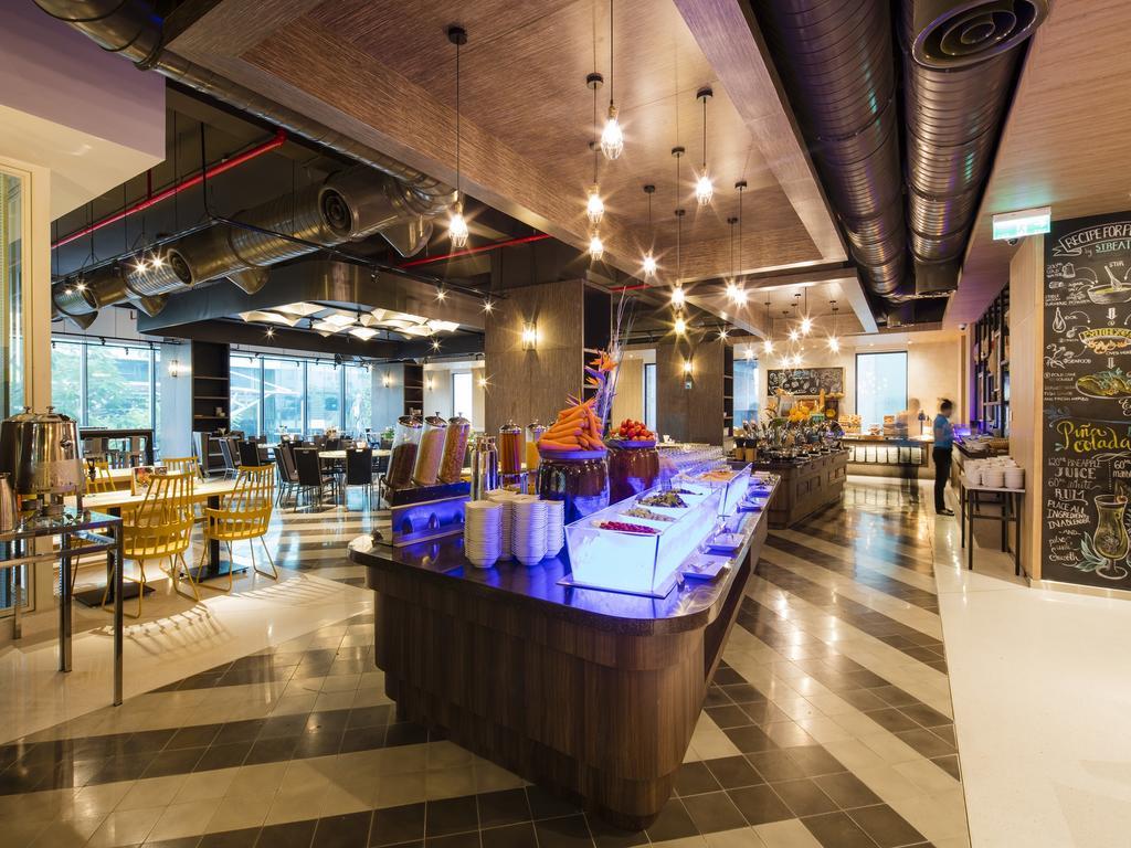 Ibis Styles Nha Trang Hotel Екстериор снимка