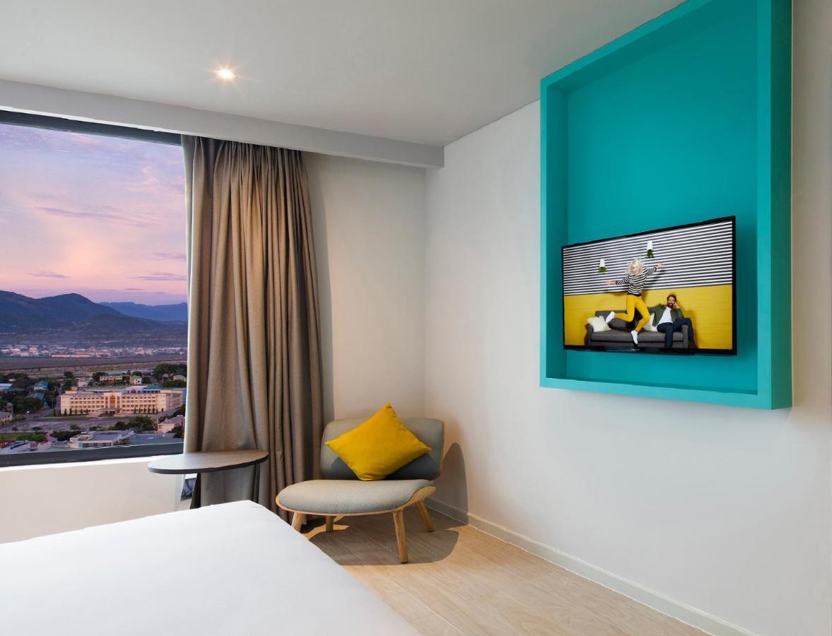 Ibis Styles Nha Trang Hotel Екстериор снимка